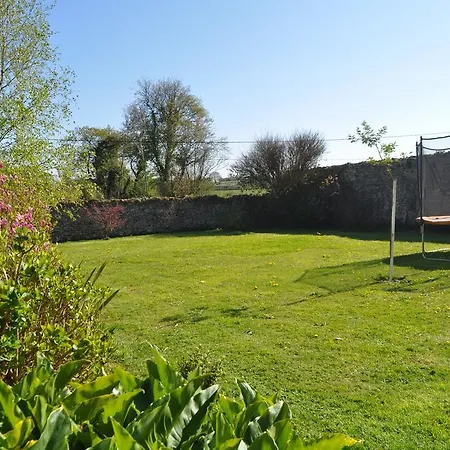 D'hotes La Ferte Saint-Floxel