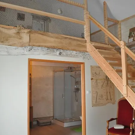 Konukevi D'hotes La Ferte 3*