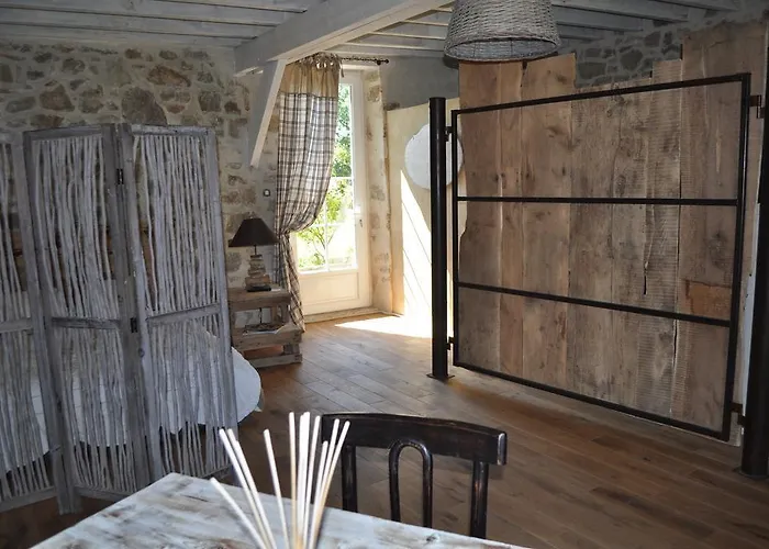 D'hotes La Ferte Saint-Floxel